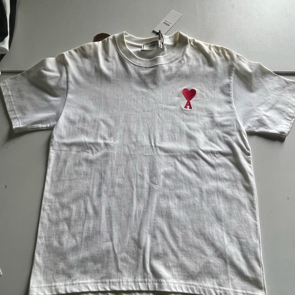 Ami Short Sleeve Tee in White with Red Logo